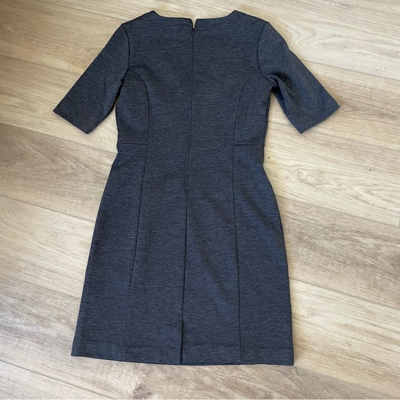 Gap Ponte Knit V Neck Dress - Picture 4 of 15